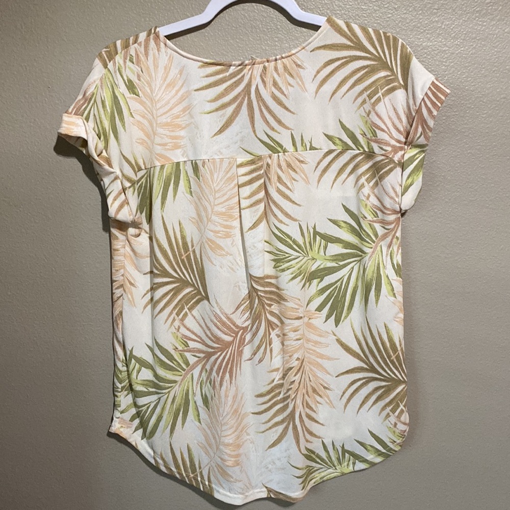 Fun Beachy Top - Picture 4 of 4